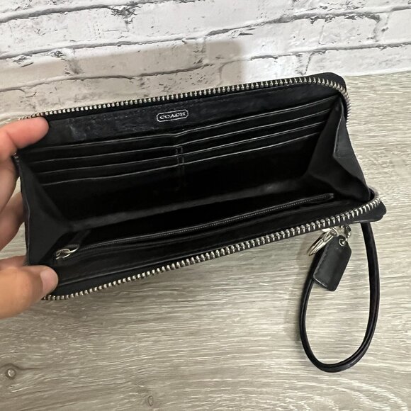 Coach *Poppy series* Accordian style wallet/Wristlet. - Picture 3 of 4